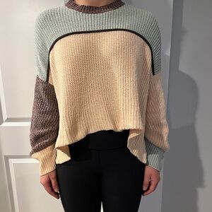 Urban Outfitters Cropped Sweater Size XS